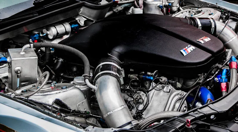 replacing a car engine in luxury and rare models
