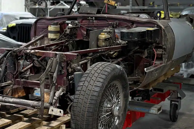 vintage сar frame repair
