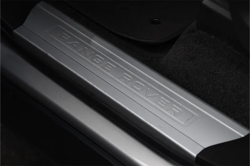Range Rover car